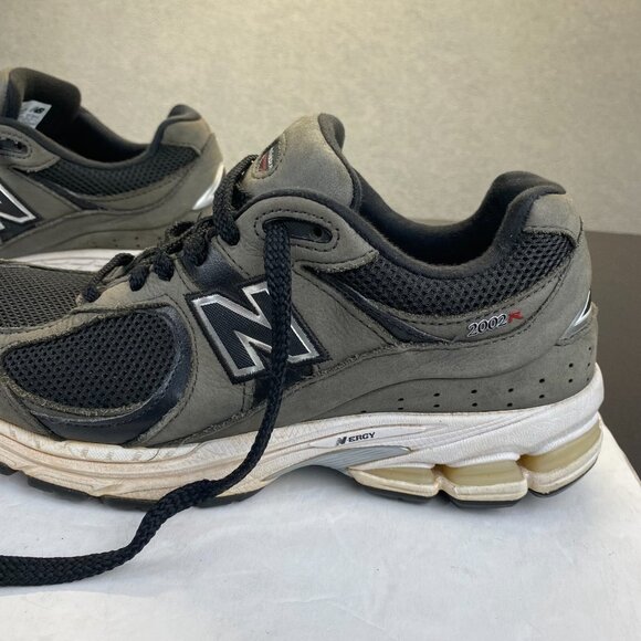 New Balance ML2002RB Black Grey White Suede OG Men’s Size 8D - Picture 13 of 16